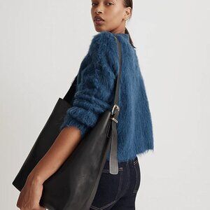 Brand New Madewell Leather Essential Bucket Tote with tag original price $178